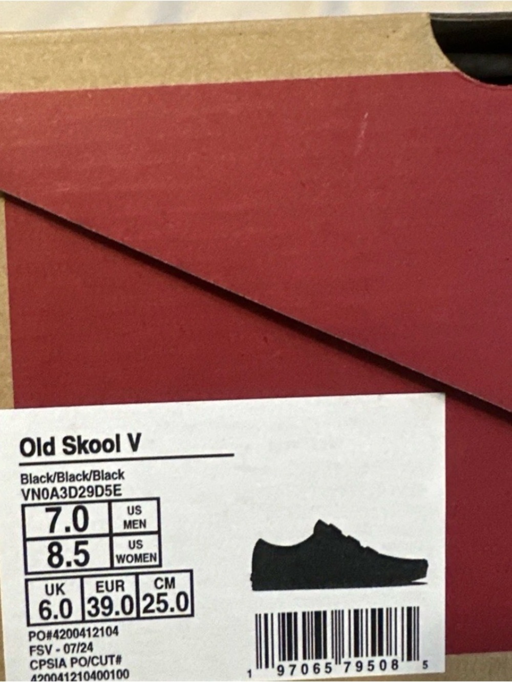 Vans Men's Black Low-Top Velcro Strap Sneakers - Picture 2 of 2